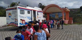 Personal médico del Centro de Salud Tipo B del Patronato Provincial visitó el cantón Guano.