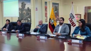 En rueda de prensa, el COE Nacional recomendó el uso de