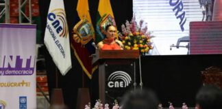 Diana Atamaint, presidenta del CNE, anunció esta noticia en el acto realizado en Morona Santiago