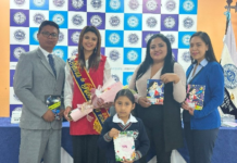 Cooperativa de Ahorro y Crédito "Educadores de Chimborazo" realiza donación de kits y materiales educativos