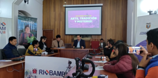 En la tarde a partir de las 18H00, se realizará la “Ruta cultural” por el día de los difuntos, donde el animero, junto con su comitiva, irán acompañados de bandas de pueblo y, recorrerán la calle España desde el Teatro León hasta llegar al cementerio.