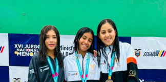 Arias, forma parte del Club Carril 4, una de las entidades filiales de FDCh dedicada a la formación de nadadores desde la etapa inicial y es una de las representantes más fuertes de la provincia