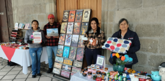 Todas las semanas de lunes a viernes a partir de las 09H00 hasta las 13H00, el Gobierno Autónomo Descentralizado del Municipio de Riobamba, a través de la Dirección de Planificación, organiza la Feria de emprendimientos “SHOW ROOM”