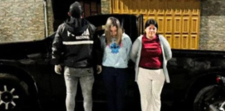 El Juez de Garantías Penales dictó prisión preventiva para Lizeth Madeline O. L. e Ivanova Jamileth D. A., tras los contundentes elementos de convicción presentados por la Fiscalía, que las vinculan con el delito de tráfico ilícito de sustancias sujetas a fiscalización a gran escala.