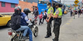 La Gobernación de Chimborazo fue sede, la mañana de este miércoles 30 de octubre de 2024, de la rueda de prensa en la que se presentó el plan de contingencia para el próximo feriado de cinco días por el Día de Difuntos y la Independencia de Cuenca.