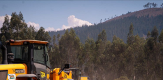 Las obras comenzaron con la nivelación y preparación del terreno por parte de la maquinaria municipal, con el objetivo de crear un espacio amplio, seguro y adecuado a las necesidades de los comerciantes y productores de ganado.