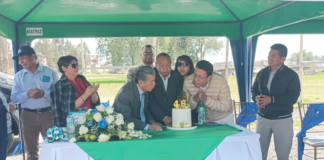 El 16 de noviembre de 2024, la Cooperativa de Ahorro y Crédito Riobamba Ltda. realizó un significativo acto en el Mercado Expoferia de Guano, donde entregó señalética para beneficio de los comerciantes locales. El evento, que inició a las 09h45, contó con la presencia de autoridades de la cooperativa y del cantón.