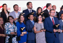 La Escuela Superior Politécnica de Chimborazo (ESPOCH) sigue marcando la diferencia en el ámbito académico y social, al destacar en el concurso anual “Prácticas Ejemplares Ecuador”, organizado por la Corporación Líderes para Gobernar. Este certamen reconoce las iniciativas públicas más innovadoras y efectivas en beneficio de la ciudadanía.
