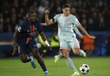 La Selección de Ecuador suma un refuerzo para las Eliminatorias Sudamericanas, y es que Willian Pacho, defensor central del Paris Saint-Germain, llegó antes de lo previsto al país para integrarse a los entrenamientos de La Tri.