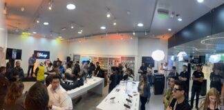 El evento de lanzamiento mostró cuáles son los beneficios de adquirir los nuevos productos de Apple en iShop. Tuvo el acompañamiento de importantes embajadores de la marca quienes mostraron las características de los lanzamientos y cómo estos dispositivos aportan a la productividad de los Ecuatorianos.