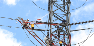 El Gobierno de Colombia aprobó una resolución para empezar a vender energía nuevamente a Ecuador. El documento lo suscribió Andrés Camacho, ministro de Minas y Energía de ese país la noche de este viernes 15 de noviembre del 2024.