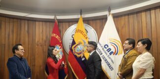 La sesión tuvo lugar en el Auditorio de la Delegación Provincial Electoral de Chimborazo