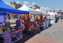 El viernes 13 diciembre del 2024 a partir de las 09H00 hasta las 18H00, el Gobierno Autónomo Descentralizado del Municipio de Riobamba, a través de la Dirección de Planificación del GADMR, organizó la Feria de emprendimientos “ECUADOR 2024