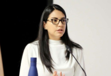 La Corte Constitucional (CC) inadmitió la noche de este jueves 5 de diciembre de 2024 tres acciones públicas de inconstitucionalidad en contra del Decreto Ejecutivo Nro. 457, en el que el presidente Daniel Noboa designó como vicepresidenta encargada de la República a Sariha Moya, secretaria nacional de Planificación.