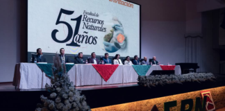 En un emotivo acto, la Facultad de Recursos Naturales (FRN) de la Escuela Superior Politécnica de Chimborazo (ESPOCH) celebró su 51 aniversario, destacándose como un referente en la formación profesional y el desarrollo sostenible en el Ecuador.