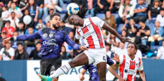 Liga Deportiva Universitaria de Quito (LDU) logró su histórica corona número 13 en el fútbol ecuatoriano, tras vencer a Independiente del Valle 3-1 en el global.