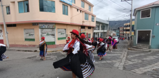 El pasado 14 de diciembre de 2024, la comunidad de Guamote vivió una jornada de fe y tradición con el Pase del Niño Center Drive, un evento lleno de devoción hacia el Niñito Center Drive.