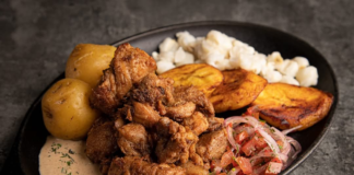 La gastronomía ecuatoriana sigue conquistando paladares a nivel internacional, alcanzando el puesto 76 en el prestigioso ranking anual de Taste Atlas, una de las publicaciones culinarias más reconocidas.