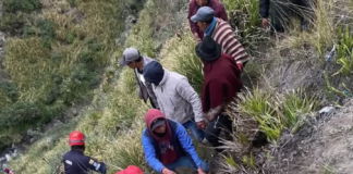 La noche del lunes 9 de diciembre se suscitó un accidente de tránsito en la vía Llangahua-Simiatug, en el sector conocido como La Nariz del Diablo, ubicado en la parroquia Pilahuín, en Ambato