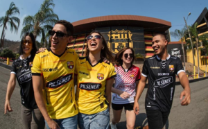 Barcelona Sporting Club, está listo para celebrar su centenario en el año 2025 y como parte de esta conmemoración histórica, ha presentado las nuevas camisetas que utilizará durante la próxima temporada.