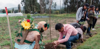La Escuela Superior Politécnica de Chimborazo (ESPOCH) conmemoró el Día Mundial del Suelo con una serie de actividades académicas y científicas, con el fin de sensibilizar a la comunidad universitaria sobre la importancia del suelo.