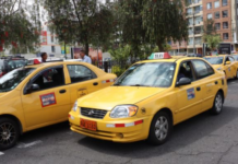 Se flexibilizan las normas para que los taxistas de unidades amarillas puedan retomar el uso de gas licuado de petróleo (GLP) en sus carros. El decreto al respecto se firmó este 20 de diciembre de 2024 en Guayaquil, por parte del presidente Daniel Noboa.