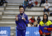 La karateca ecuatoriana Jacqueline Factos sumó una nueva página dorada a su exitosa carrera al coronarse campeona en la categoría kumite -61 kg en los Juegos Bolivarianos del Bicentenario Ayacucho 2024.