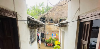 Intensas lluvias desataron inundaciones en varios sectores del cantón Guano, este 13 de diciembre, activando las alertas de emergencia, el Cuerpo de Bomberos respondió al llamado de auxilio.