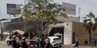 A pesar de la vigilancia policial y el despliegue de tanques militares, la violencia criminal en la provincia de El Oro sigue en aumento. Este 19 de diciembre, seis días antes de Navidad, un nuevo acto de violencia sacudió la ciudad de Machala.