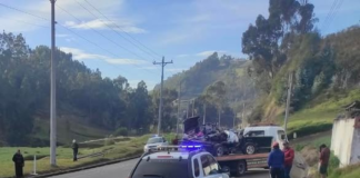 En la madrugada del sábado 21 de diciembre, dos siniestros de tránsito sacudieron Chimborazo, movilizando a los equipos de emergencia del ECU 911 Riobamba.