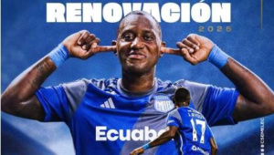 El experimentado delantero Jaime Ayoví, conocido como "La Yoya", continuará vistiendo la camiseta de Emelec tras renovar su contrato por una temporada más, poniendo fin a las especulaciones sobre una posible salida del club.