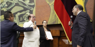 Tan solo minutos después de que la Asamblea Nacional censuró y destituyó a Juan Esteban Guarderas como consejero de Participación Ciudadana y Control Social (Cpccs), Eduardo Franco Loor, suplente de este organismo y exabogado de Jorge Glas, reclamó su principalización como reemplazo.