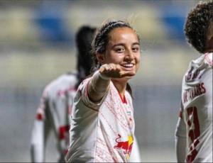 La defensora ecuatoriana Dana Pesántez, se despidió del Red Bull Bragantino, equipo brasileño en el que militó durante una temporada, y todo indica que su próximo destino será el Querétaro FC de la Liga MX Femenil.