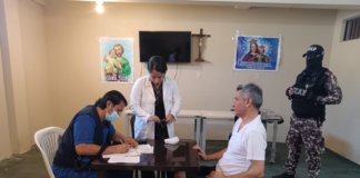 El exvicepresidente de Ecuador, Jorge Glas, fue trasladado de la cárcel de máxima seguridad La Roca, ubicada en Guayaquil, luego de un motín que desató caos y detonaciones al interior del penal.