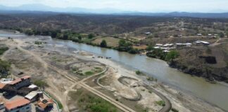 Ecuador ha iniciado los trámites para obtener los permisos y licencias necesarios para la construcción de un nuevo parque de energía solar con una capacidad instalada de 200 megavatios. Así lo anunció la Corporación Eléctrica del Ecuador (Celec) el lunes 27 de enero de 2025.
