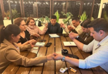 Los siete concejales que votaron a favor de la remoción del alcalde John Vinueza ahora son acusados para una posible destitución, impulsado por una "supuesta denuncia ciudadana".
