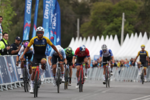 Por primera vez, cinco ciclistas del país competirán en el World Tour, la máxima categoría del ciclismo profesional. Richard Carapaz, Jhonatan Narváez, Alexander Cepeda, Martín López y Jefferson Cepeda serán los abandonados.