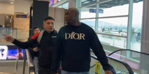 Felipe Caicedo, histórico delantero ecuatoriano, se une a las filas del Barcelona Sporting Club, después de una extensa carrera en Europa, regresa para cumplir el sueño de vestir la camiseta del equipo de sus amores.