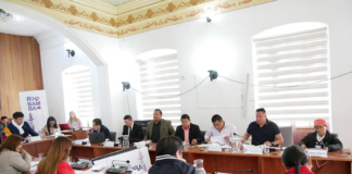 En una sesión extraordinaria, el Concejo Municipal de Riobamba aprobó por mayoría una reforma clave a la Ordenanza 001-2010, que regula la Empresa Pública Municipal de Agua Potable y Alcantarillado de Riobamba (EP-EMAPAR).