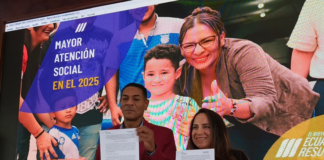 El Ministerio de Inclusión Económica y Social (MIES) en la provincia de Chimborazo ha firmado este 14 de enero, 74 convenios para garantizar la atención a 6.387 niñas, niños, adolescentes, personas con discapacidad y adultos mayores.