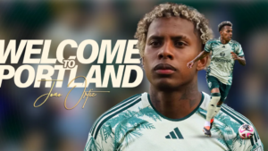 El vídeo de presentación, publicado en las redes sociales del club, muestra a Joao Ortiz vistiendo por primera vez la camiseta de los Timbers. En las imágenes, se lo ve en el estadio Providence Park, con un hacha y una motosierra, herramientas que son emblema del equipo.