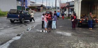 La Policía Nacional del Ecuador, Zona N°3, Subzona Pastaza N°16, reportó el lamentable fallecimiento de una persona en un presunto accidente de tránsito ocurrido en la vía pública el 01 de enero de 2025, aproximadamente a las 08H00.