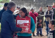 En una acción solidaria y de cooperación internacional, Marcelo de Mora, Director de Cooperación Internacional del GAD Provincial de Bolívar (GADPB), realizó la entrega de 270 kits alimenticios