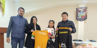 El pasado 29 de enero de 2025, el cantón Chambo reafirmó su compromiso con el desarrollo deportivo de niños y jóvenes en un evento especial donde se entregaron uniformes para las disciplinas de karate, judo, fútbol y atletismo.