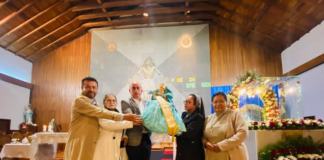 La Escuela Superior Politécnica de Chimborazo (ESPOCH) participó de manera la tradicional novena en honor al Niño Rey de Reyes de Chimborazo, en esta ocasión, la comunidad universitaria asumió el rol de prioste en el noveno día de las festividades religiosas.