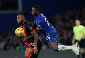 El Chelsea de Moisés Caicedo sigue sin encontrar la senda del triunfo en la Premier League, tras empatar 2-2 frente al Bournemouth, este 14 de enero del 2025 en Stamford Bridge.
