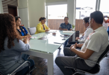El alcalde de Pastaza, Germán Flores Meza, acompañado de la directora del Departamento de Seguridad Ciudadana, Shirley Mayorga, sostuvo una reunión clave este 15 de enero, con técnicos del ECU 911