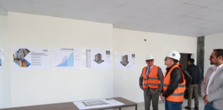 El 22 de enero de 2025, en la Universidad Nacional de Chimborazo (UNACH), el presidente de Ecuador, Daniel Noboa, recorrió las instalaciones del moderno edificio que se construye para la Facultad de Ingeniería.