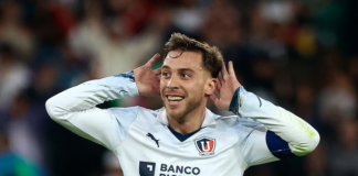 Ezequiel Piovi, mediocampista argentino de 32 años, deja un legado importante en el fútbol ecuatoriano al cerrar un ciclo exitoso con Liga Deportiva Universitaria.