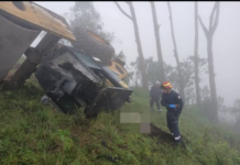 En el cantón Pallatanga, en la provincia de Chimborazo, una tragedia sacudió a la comunidad el 27 de enero, una llamada de emergencia alertó a las autoridades sobre un grave accidente, una maquinaria pesada había caído a un abismo en el sector Trigoloma.